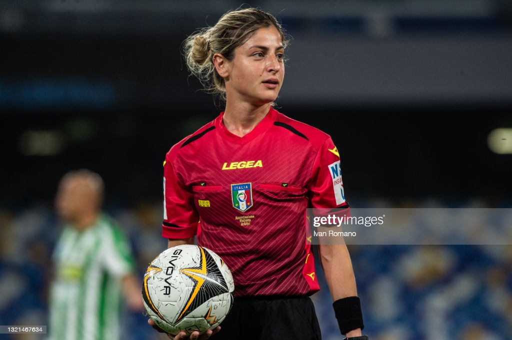 Martina Molinaro inserita nell'organico degli arbitri internazionali - 5 - AIA – Sezione di Lamezia Terme Martina Molinaro inserita nell'organico degli arbitri internazionali - 4 - AIA – Sezione di Lamezia Terme