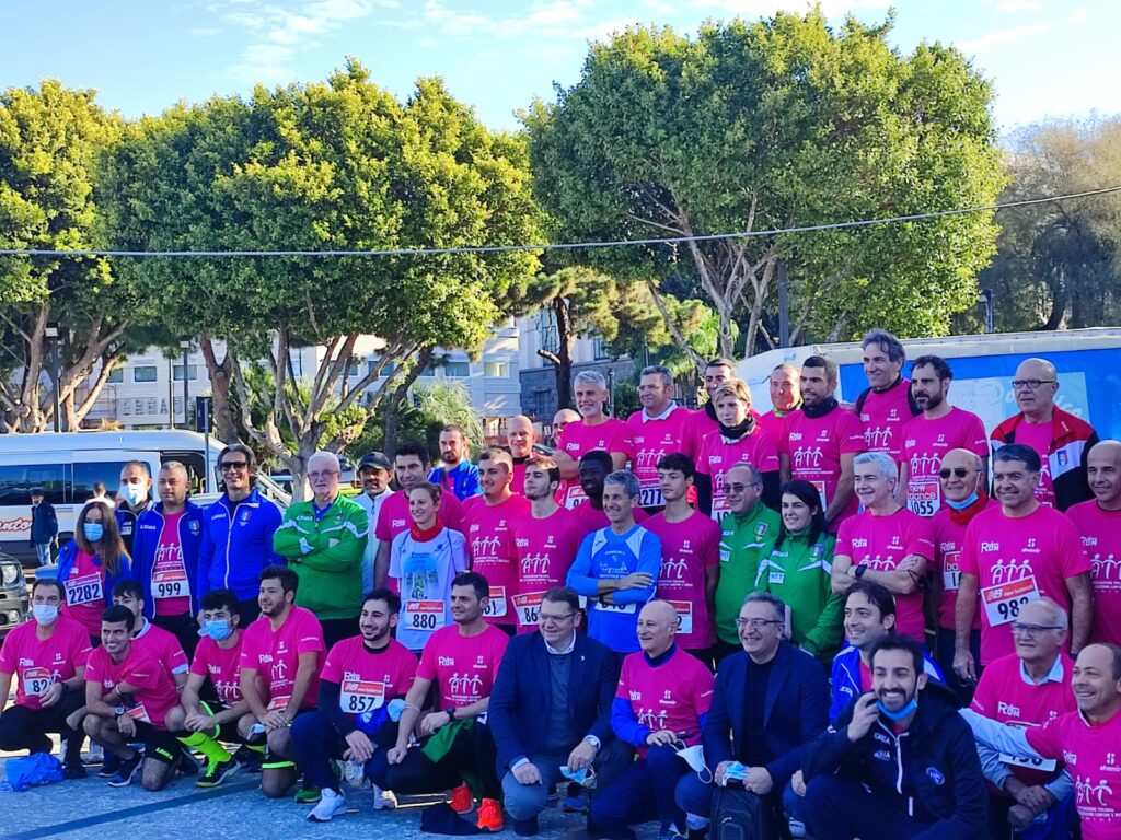 LA SEZIONE ALLA REFEREE RUN DI REGGIO CALABRIA DOMENICA 5 DICEMBRE 2021 - 13 - AIA – Sezione di Lamezia Terme LA SEZIONE ALLA REFEREE RUN DI REGGIO CALABRIA DOMENICA 5 DICEMBRE 2021 - 12 - AIA – Sezione di Lamezia Terme