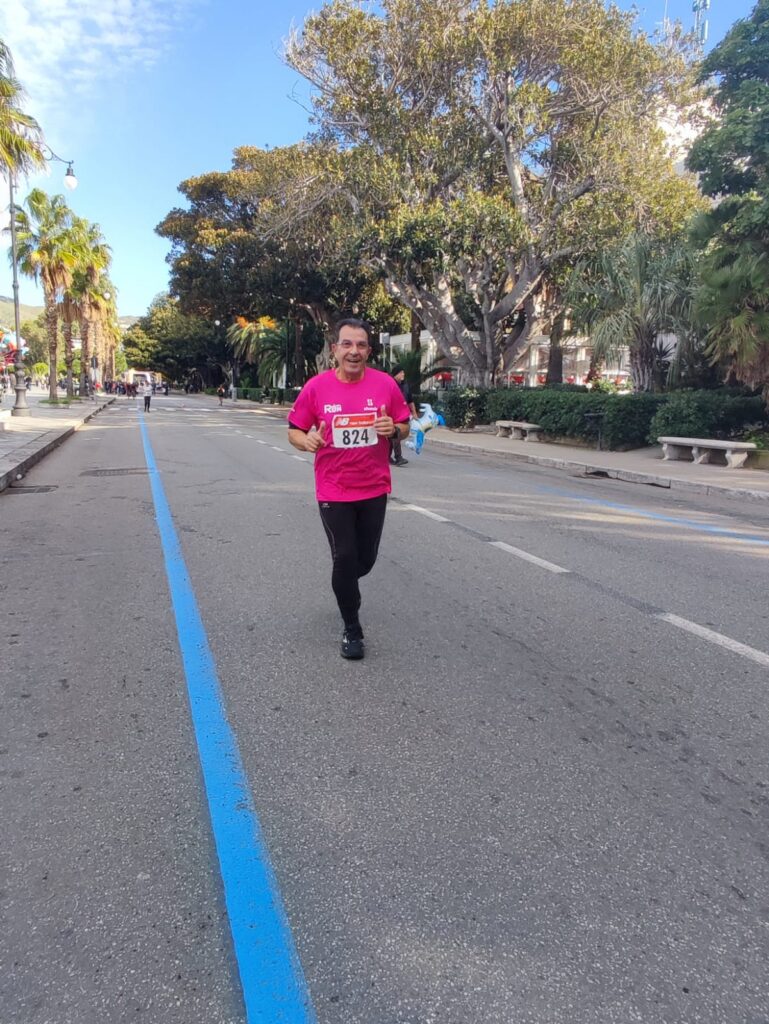 LA SEZIONE ALLA REFEREE RUN DI REGGIO CALABRIA DOMENICA 5 DICEMBRE 2021 - 15 - AIA – Sezione di Lamezia Terme LA SEZIONE ALLA REFEREE RUN DI REGGIO CALABRIA DOMENICA 5 DICEMBRE 2021 - 14 - AIA – Sezione di Lamezia Terme