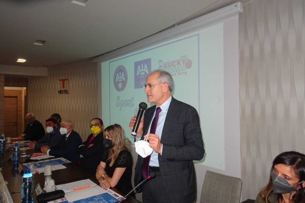 Grande riscontro per l’evento “Sport È Inclusione” - 15 - AIA – Sezione di Lamezia Terme Grande riscontro per l’evento “Sport È Inclusione” - 14 - AIA – Sezione di Lamezia Terme