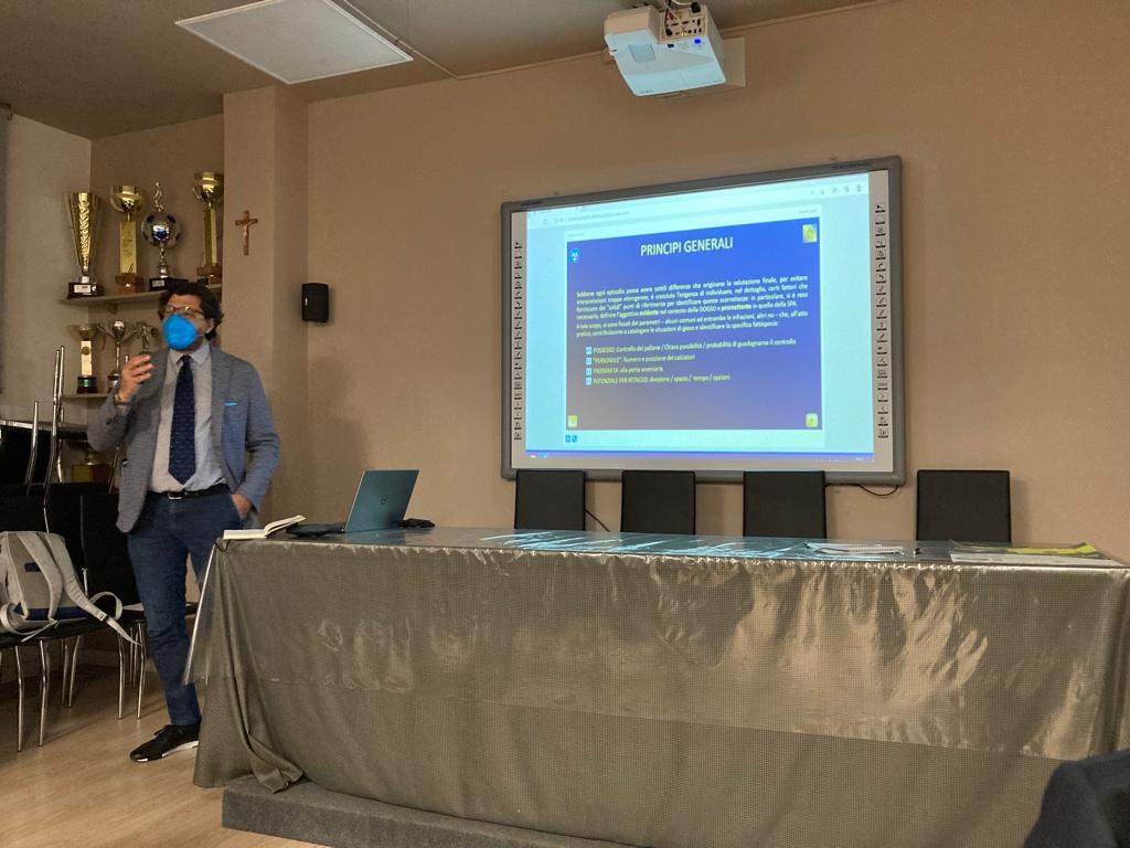 DOGSO e SPA con l’Avv. Alessandro Guerriero - 9 - AIA – Sezione di Lamezia Terme DOGSO e SPA con l’Avv. Alessandro Guerriero - 8 - AIA – Sezione di Lamezia Terme