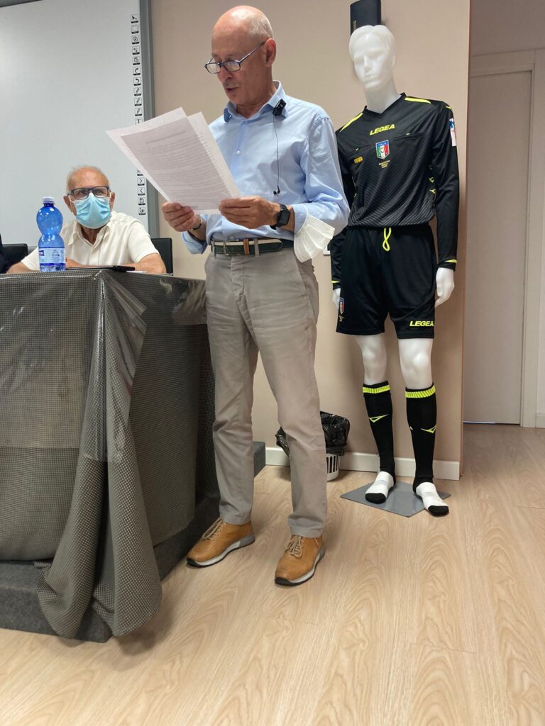 ASSEMBLEA SEZIONALE ORDINARIA DI FINE STAGIONE SPORTIVA 2021-2022 - 5 - AIA – Sezione di Lamezia Terme ASSEMBLEA SEZIONALE ORDINARIA DI FINE STAGIONE SPORTIVA 2021-2022 - 4 - AIA – Sezione di Lamezia Terme