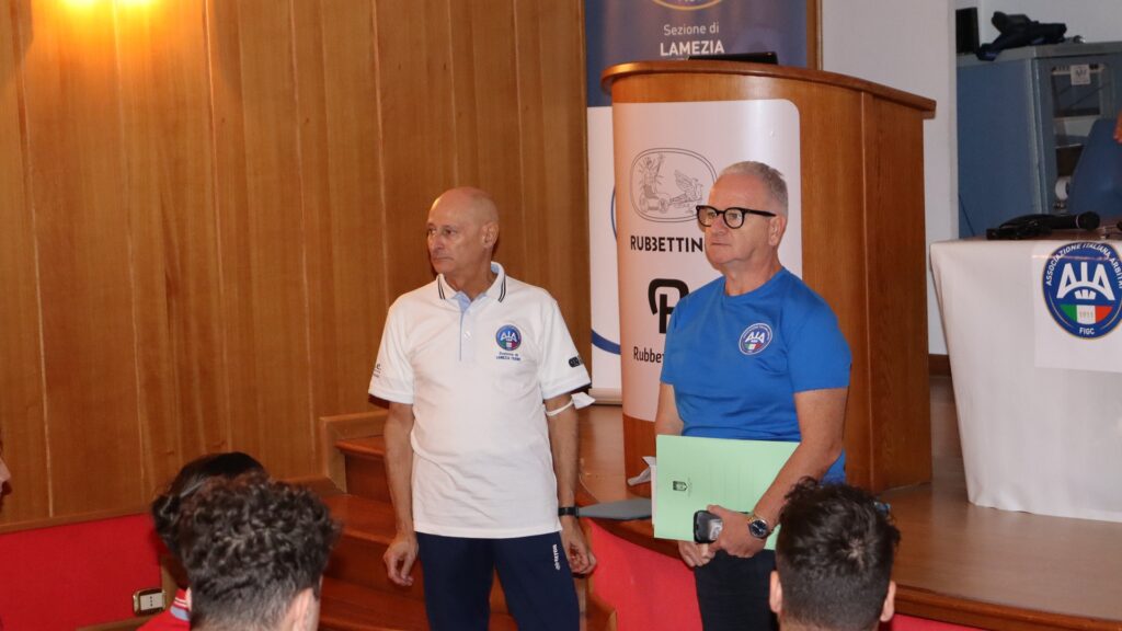 Raduno Precampionato della Sezione di Lamezia Terme. Il Presidente Pujia: "Continuiamo a lavorare con entusiasmo!" - 7 - AIA – Sezione di Lamezia Terme Raduno Precampionato della Sezione di Lamezia Terme. Il Presidente Pujia: "Continuiamo a lavorare con entusiasmo!" - 6 - AIA – Sezione di Lamezia Terme