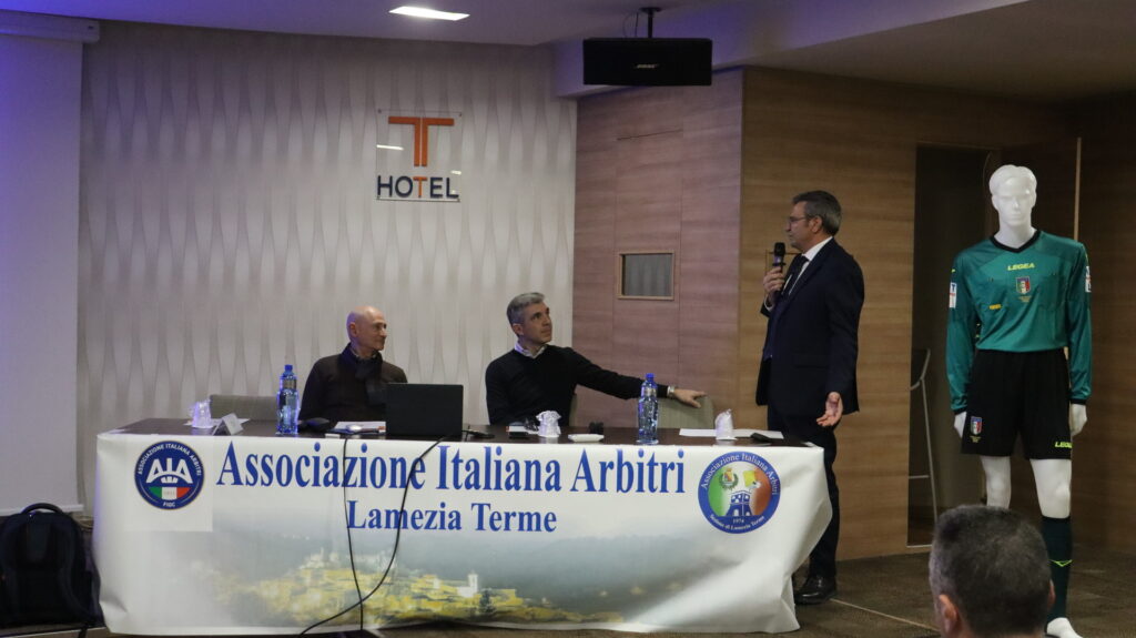 Elenito di Liberatore: “Massima dedizione e mai trascurare i dettagli per arrivare in alto” - 7 - AIA – Sezione di Lamezia Terme Elenito di Liberatore: “Massima dedizione e mai trascurare i dettagli per arrivare in alto” - 6 - AIA – Sezione di Lamezia Terme