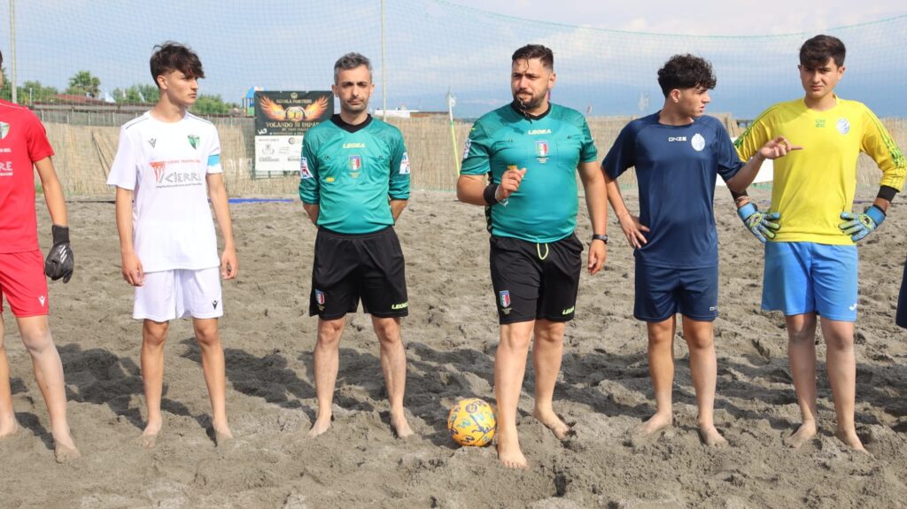 Tris di arbitri lametini per il Torneo LND U15 e U17 di Beach Soccer - 4 - AIA – Sezione di Lamezia Terme