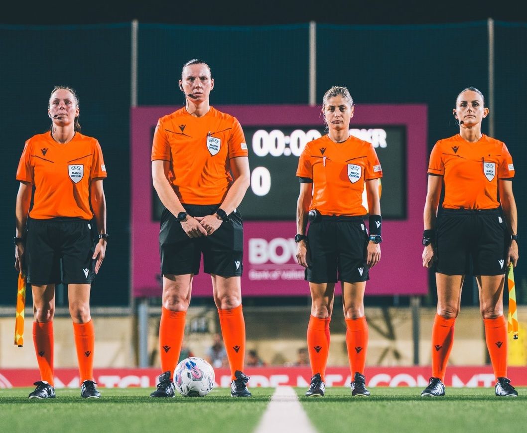 Martina in Champions League Femminile! - 3 - AIA – Sezione di Lamezia Terme Martina in Champions League Femminile! - 2 - AIA – Sezione di Lamezia Terme