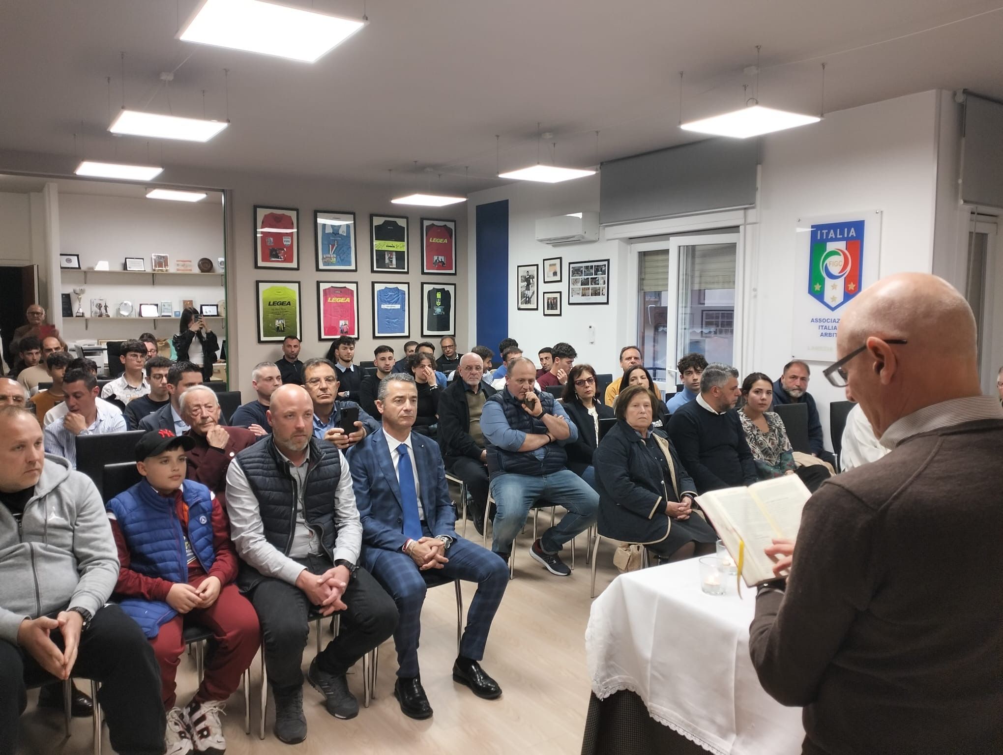 "Un momento di forte spirito associativo" per gli associati lametini. - 3 - AIA – Sezione di Lamezia Terme "Un momento di forte spirito associativo" per gli associati lametini. - 2 - AIA – Sezione di Lamezia Terme