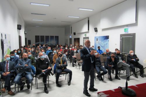 L’arbitraggio e Francesco Cosso: Spingere al massimo e credere sempre in una passione che ci rende vivi. - 12 - AIA – Sezione di Lamezia Terme
