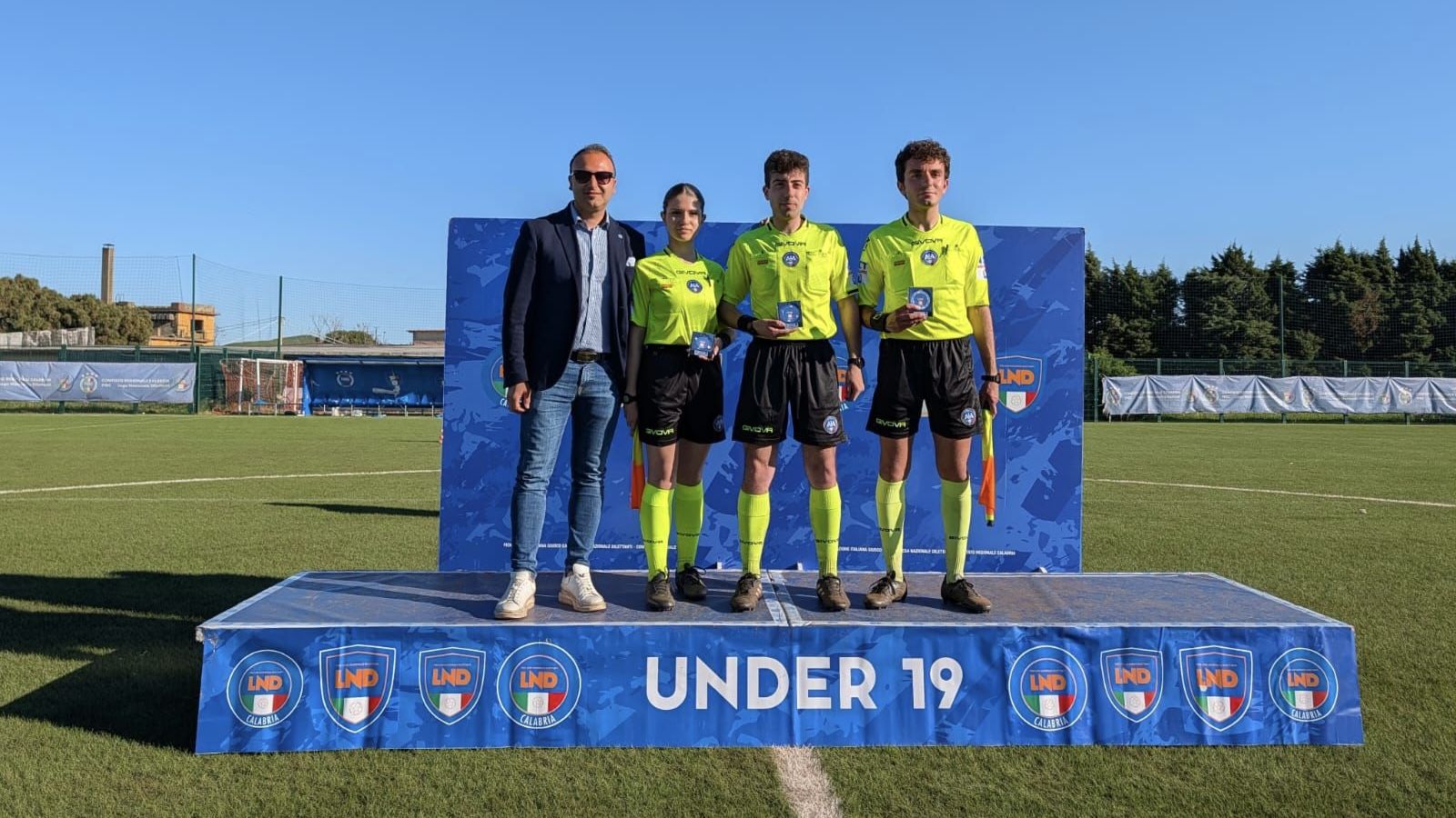 Davide Gagliardi e Alessia Ruberto arbitrano la Finale del Campionato di Under 19 Regionale. - 1 - AIA – Sezione di Lamezia Terme