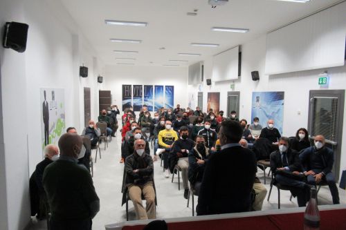 L’arbitraggio e Francesco Cosso: Spingere al massimo e credere sempre in una passione che ci rende vivi. - 8 - AIA – Sezione di Lamezia Terme