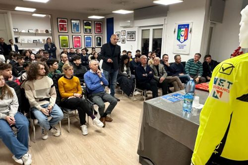 Tecnica, Tattica e Comportamento, tanti spunti per gli arbitri lametini all'incontro con Mister Morelli e Mister Fanello. - 16 - AIA – Sezione di Lamezia Terme