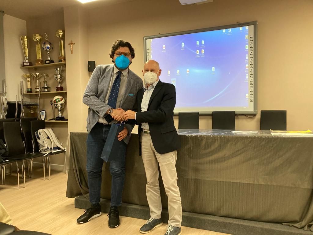 DOGSO e SPA con l’Avv. Alessandro Guerriero - 3 - AIA – Sezione di Lamezia Terme DOGSO e SPA con l’Avv. Alessandro Guerriero - 2 - AIA – Sezione di Lamezia Terme