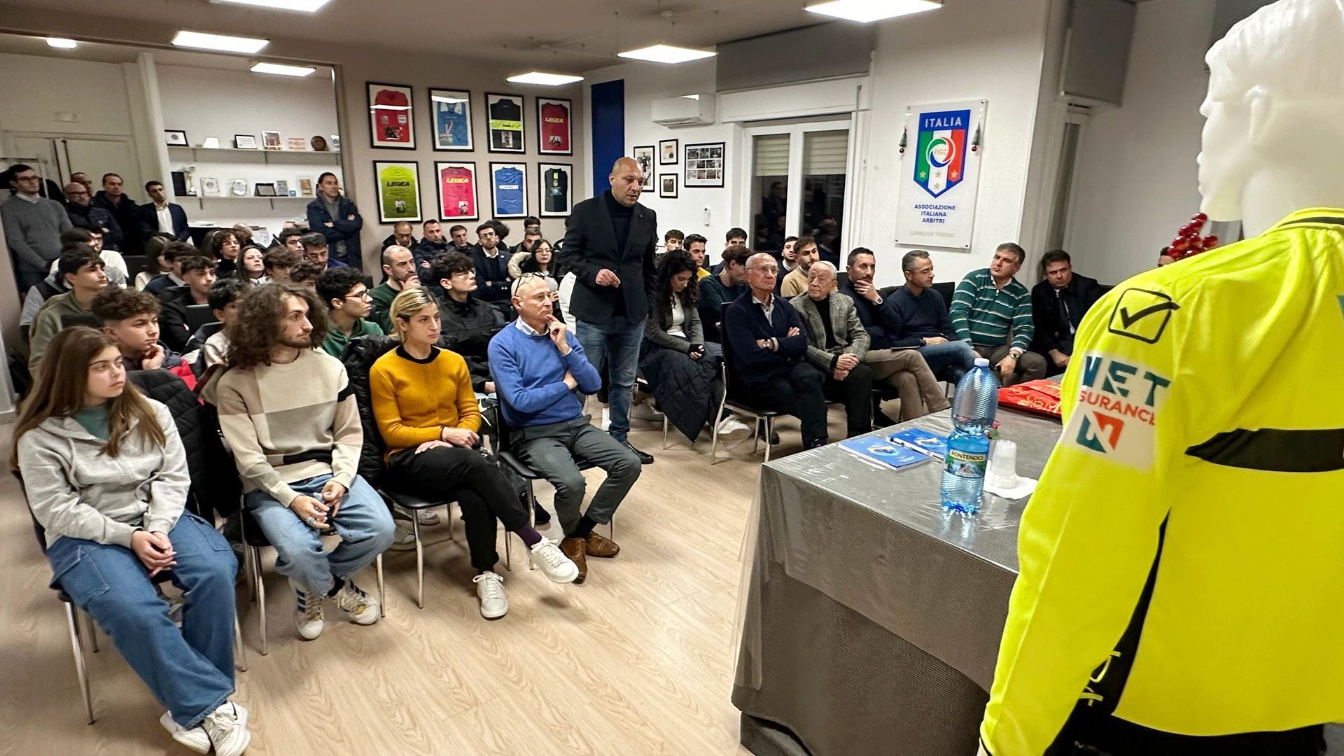 Divertimento, impegno e passione, la ‘ricetta’ in 3 passi di D’Amelio della CAN D per arrivare in alto - 3 - AIA – Sezione di Lamezia Terme Divertimento, impegno e passione, la ‘ricetta’ in 3 passi di D’Amelio della CAN D per arrivare in alto - 2 - AIA – Sezione di Lamezia Terme