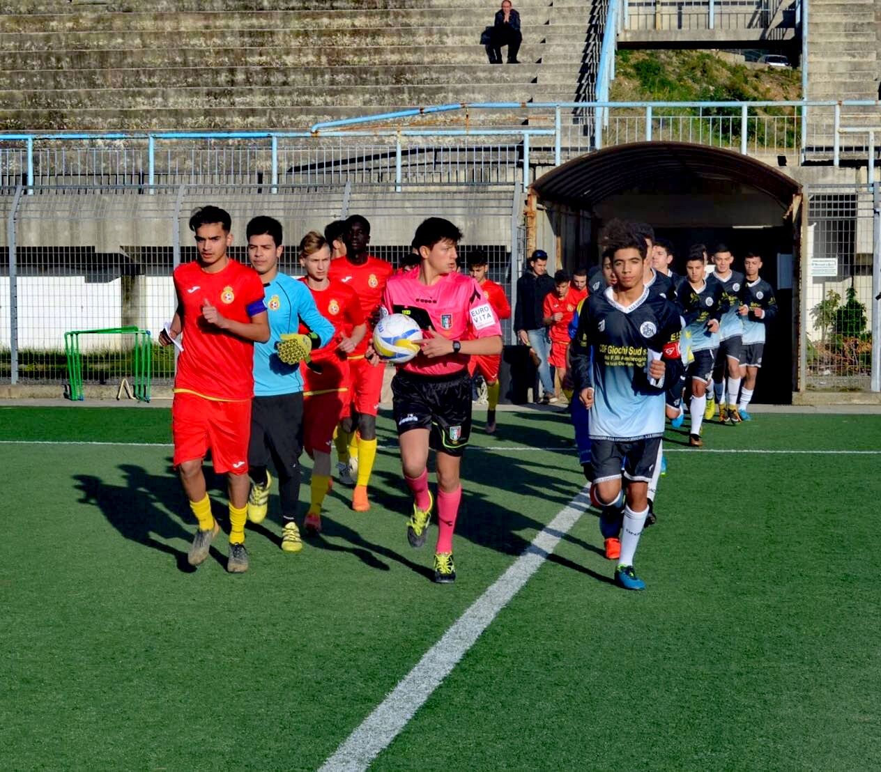 Esordio in Seconda Categoria per Pierfrancesco! - 3 - AIA – Sezione di Lamezia Terme Esordio in Seconda Categoria per Pierfrancesco! - 2 - AIA – Sezione di Lamezia Terme