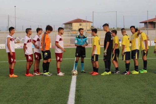 WEEK END LAMETINO....I NOSTRI ARBITRI IN CAMPO..... - - AIA – Sezione di Lamezia Terme