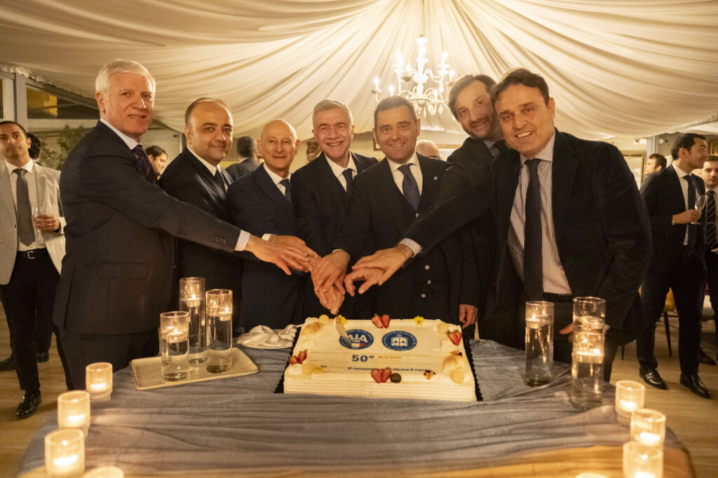 Tra ospiti illustri e premiazioni la celebrazione dei primi 50 anni di storia sezionale. - 20 - AIA – Sezione di Lamezia Terme