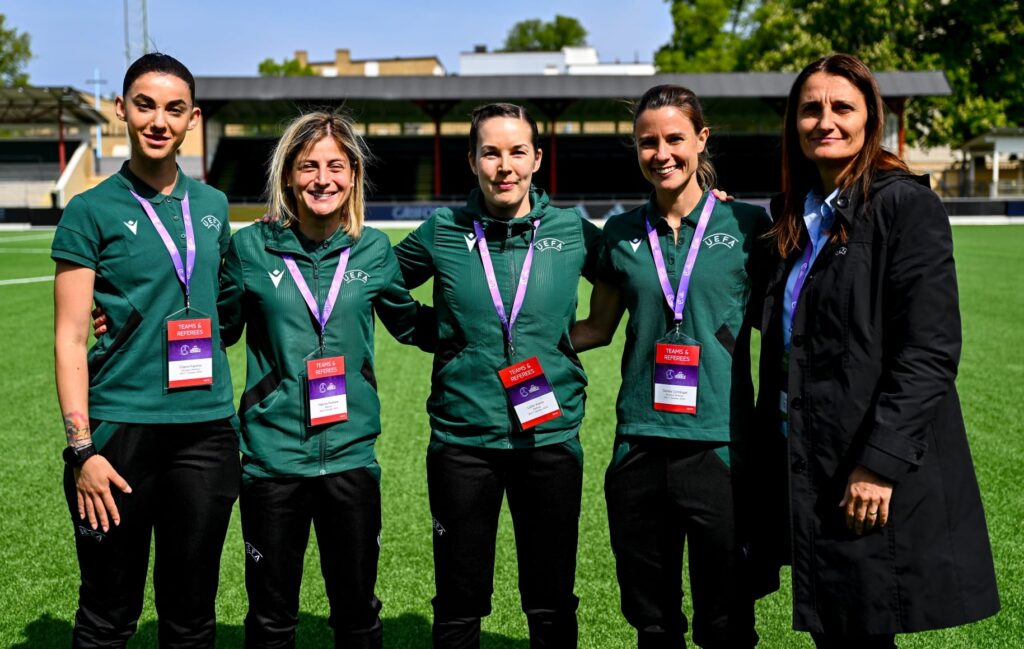 Martina all’Europeo Femminile U17! - 7 - AIA – Sezione di Lamezia Terme Martina all’Europeo Femminile U17! - 6 - AIA – Sezione di Lamezia Terme