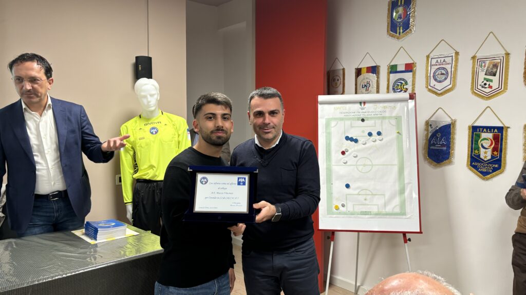 “Dovete entrare nell’ottica di un circolo virtuoso” Il Presidente CRA Filomia visita gli associati lametini - 16 - AIA – Sezione di Lamezia Terme