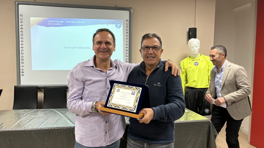“Dovete entrare nell’ottica di un circolo virtuoso” Il Presidente CRA Filomia visita gli associati lametini - 18 - AIA – Sezione di Lamezia Terme