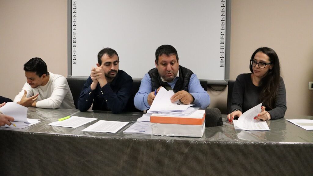 La nuova era è sul solco della continuità con l’elezione a Presidente di Giacomo Bruzzano - 9 - AIA – Sezione di Lamezia Terme La nuova era è sul solco della continuità con l’elezione a Presidente di Giacomo Bruzzano - 8 - AIA – Sezione di Lamezia Terme