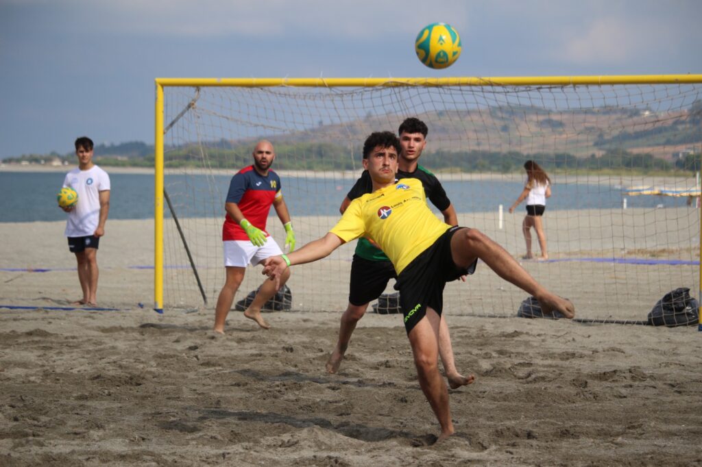 Arbitri e Beach Soccer, un nuovo modo di stare insieme. - 9 - AIA – Sezione di Lamezia Terme Arbitri e Beach Soccer, un nuovo modo di stare insieme. - 8 - AIA – Sezione di Lamezia Terme